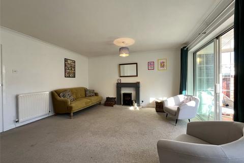 8 Gaprigg Court, Hexham, NE46 1AT