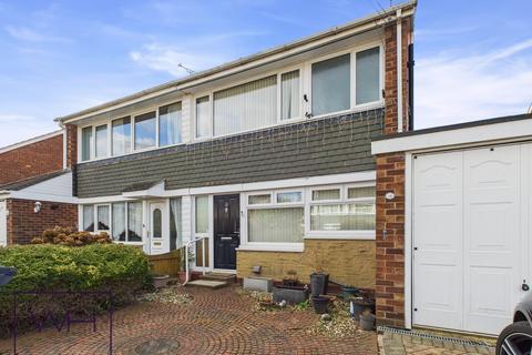 3 bedroom semi-detached house for sale, Bullivant Road, Hatfield DN7