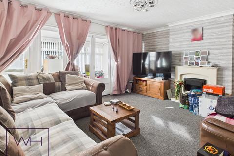 3 bedroom semi-detached house for sale, Bullivant Road, Hatfield DN7