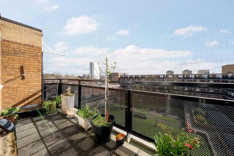 2 bedroom flat for sale, Layard Square, Bermondsey, SE16