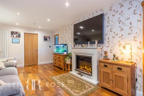 8 Barleyfield, Bamber Bridge, Preston, PR5 8JQ