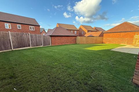 5 bedroom detached house for sale, Gardenfield Crescent, Northampton NN4