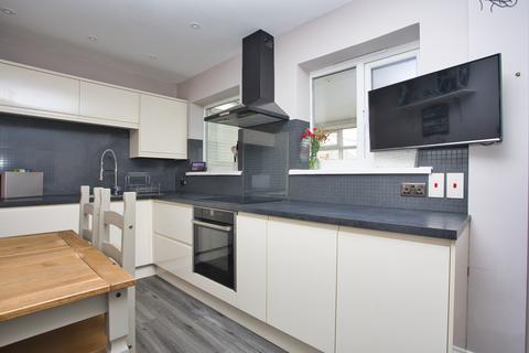 36 Cowdray Square, Deal, CT14 9ES