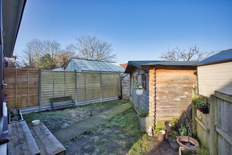 36 Cowdray Square, Deal, CT14 9ES