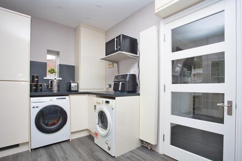 36 Cowdray Square, Deal, CT14 9ES