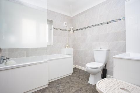 36 Cowdray Square, Deal, CT14 9ES