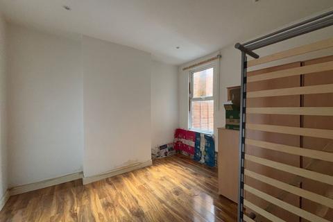 2 bedroom flat for sale, 115 Deacon Road, Willesden, London, NW2 5NJ