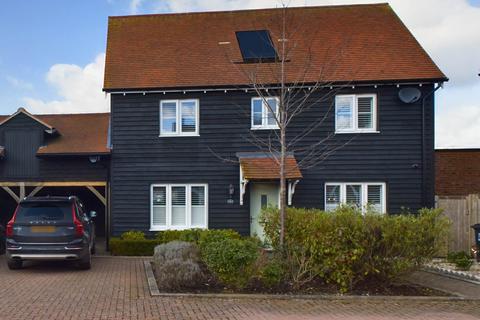 3 bedroom house for sale, Farm End, Leverstock Green