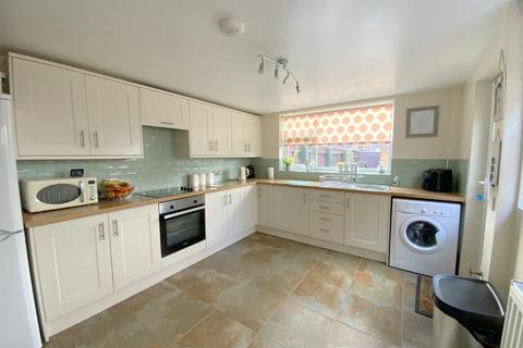 3 bedroom terraced house for sale, Garnett Street, Cleethorpes