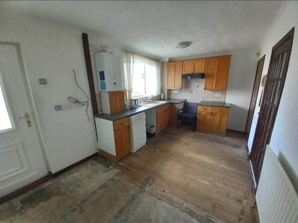 Dining kitchen