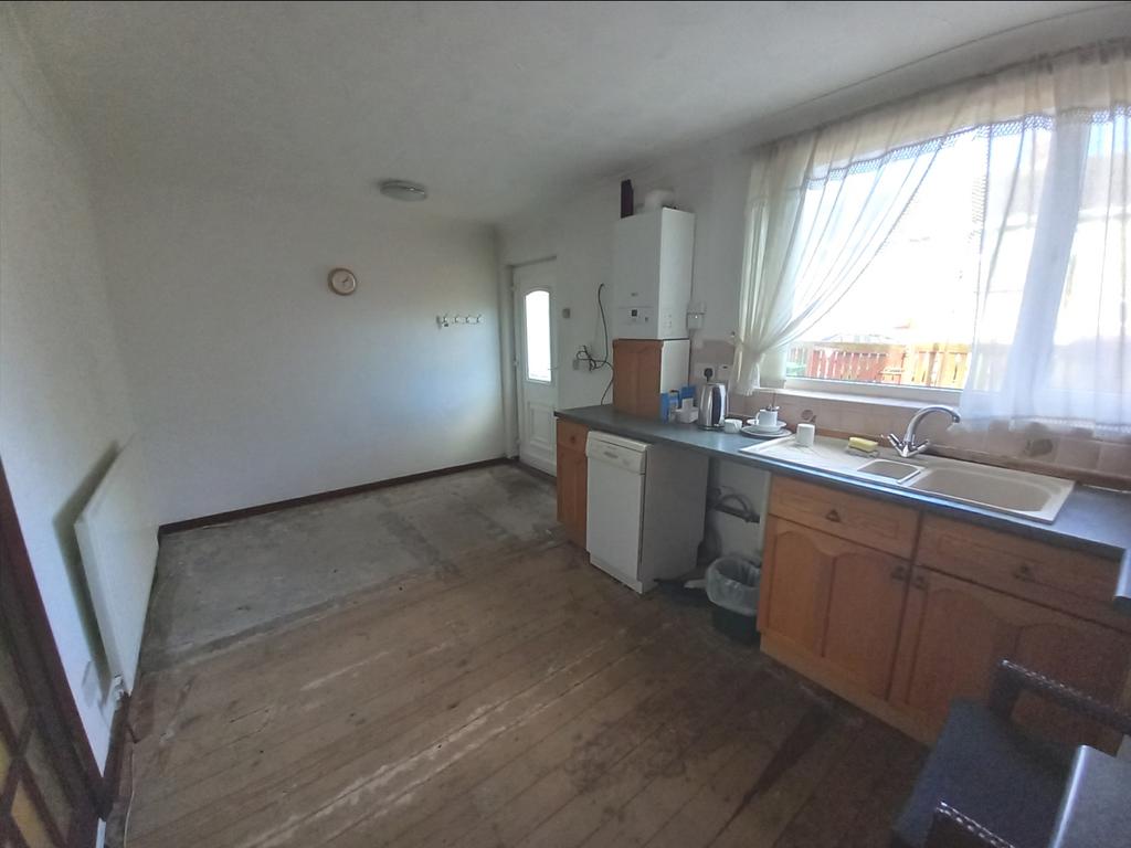 Dining kitchen