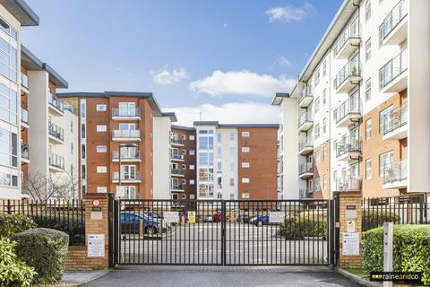 2 bedroom flat for sale, Clarkson Court, Hatfield