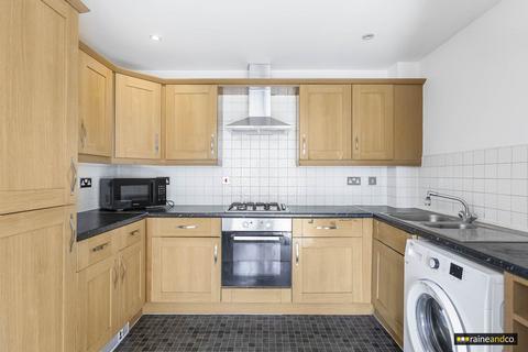 2 bedroom flat for sale, Clarkson Court, Hatfield