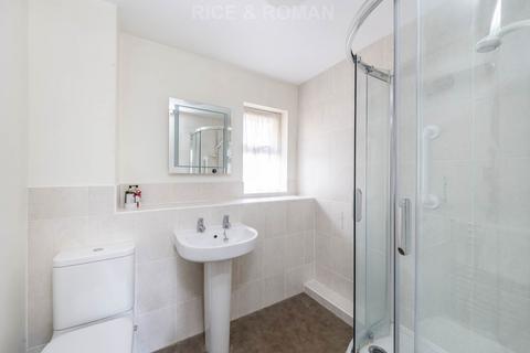 2 bedroom retirement property for sale, Pitson Close, Addlestone KT15