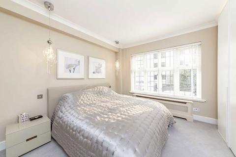 2 bedroom flat to rent, Wellington Road, London NW8