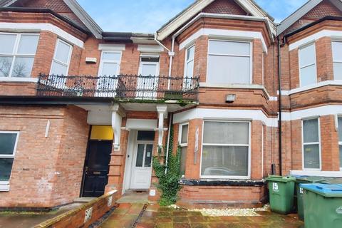 Flat 2, 15 Albany Road, Earlson, Coventry, West Midlands CV5 6JQ