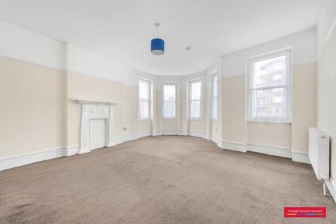 4 bedroom apartment to rent, Talgarth Road London W14