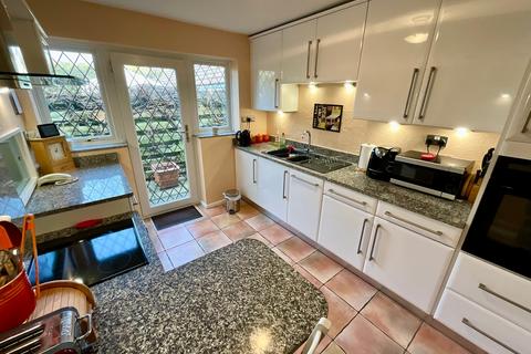 3 bedroom bungalow for sale, Osbern Close, Bexhill-on-Sea, TN39