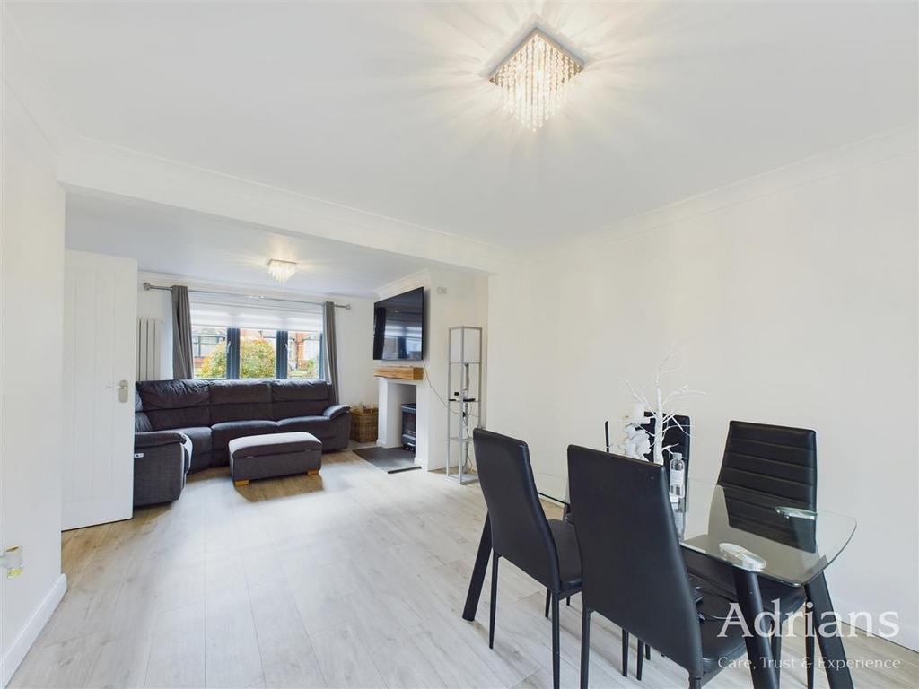 Living / dining room