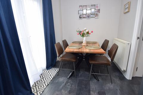 11 Archers Way, Amesbury, Salisbury, SP4 7XR