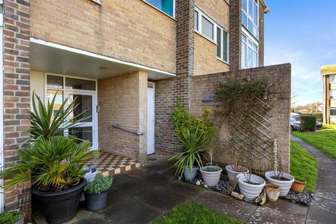 1 bedroom flat for sale, Woodards View, Shoreham-By-Sea