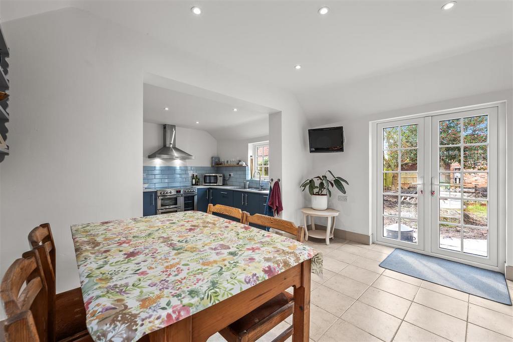 Open plan dining kitchen