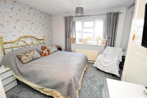 10 Barker Close, Stafford, ST16 1LY
