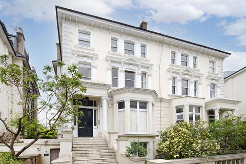 2 bedroom apartment for sale, Belsize Park, London, NW3