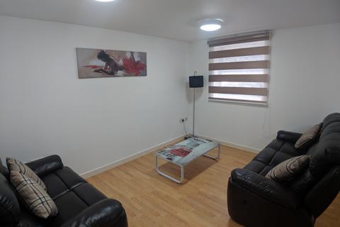 2 bedroom flat to rent, Barlow Moor Road, Manchester M20