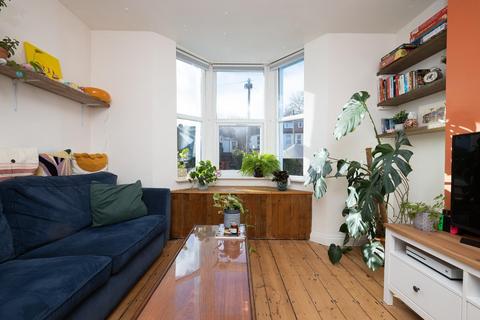 16 Mina Road, Bristol, BS2 9TB