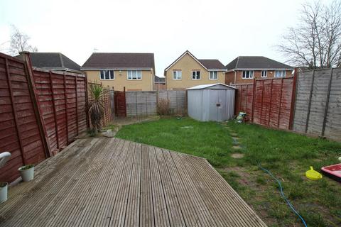 3 bedroom end of terrace house for sale, Middleham Close, Peterborough