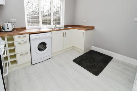 33 Beacon Road, Wibsey, Bradford, BD6 3EY