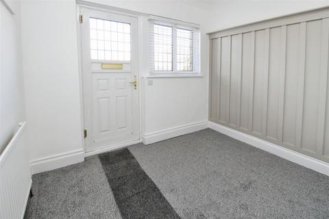 33 Beacon Road, Wibsey, Bradford, BD6 3EY