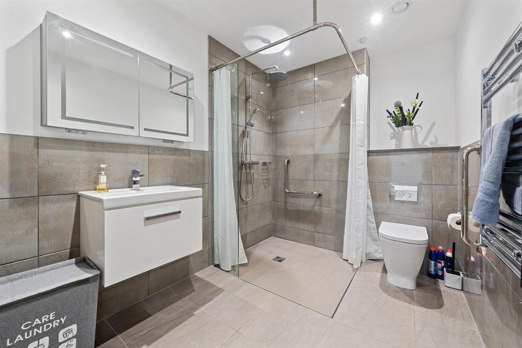 01-ABMCS-49 Augustus House-4-medium.jpg