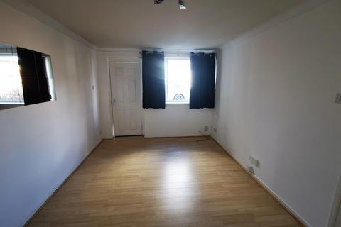 1 bedroom flat to rent, Aldeburgh Avenue, Lemington Rise, Newcastle upon Tyne, NE15