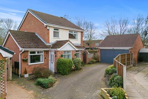 3 bedroom detached house for sale, Rochester Court, Nottingham, Nottinghamshire, NG6 8WL