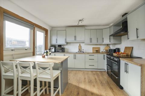 19 Cuikenburn, Penicuik, EH26 0JG