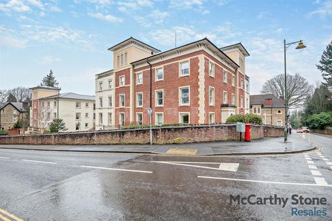 2 bedroom apartment for sale, 38 Cartwright Court, 2 Victoria Road, Malvern, Worcestershire, WR14 2GE