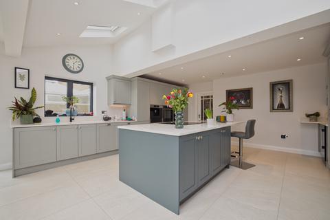 26 Convent Road, Broadstairs, CT10 3BE