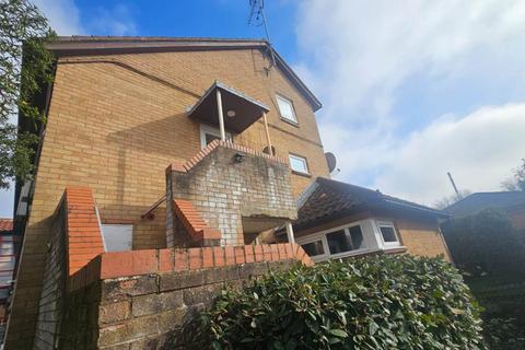 2 bedroom maisonette to rent, Blackmoor Gate, Milton Keynes MK4