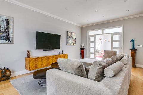 4 bedroom detached house for sale, Dawson Road, London, NW2