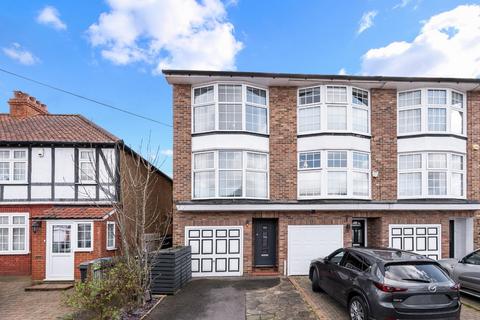 3 bedroom end of terrace house for sale, Idmiston Road, Worcester Park