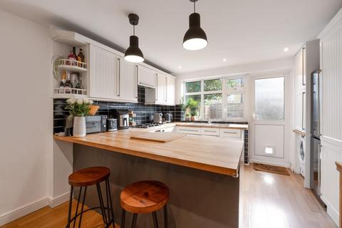 3 bedroom end of terrace house for sale, Idmiston Road, Worcester Park