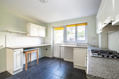 2 bedroom semi-detached house for sale, The Oval, Bingley, West Yorkshire, BD16