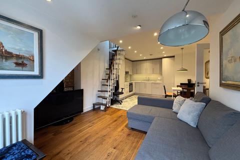 3 bedroom flat for sale, Flat 3, 362 Finchley Road, Hampstead, London, NW3 7AJ