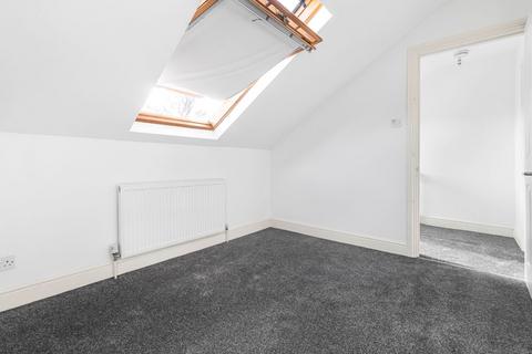 2 bedroom flat for sale, 58 Victoria Road, Barnet, Hertfordshire, EN4 9PE