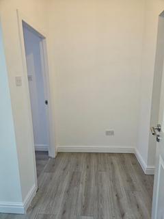 Bradewell Street, Walton, L4