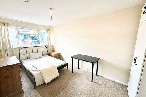 1 bedroom terraced house to rent, Kimbers Lane, Farnham, Surrey, GU9