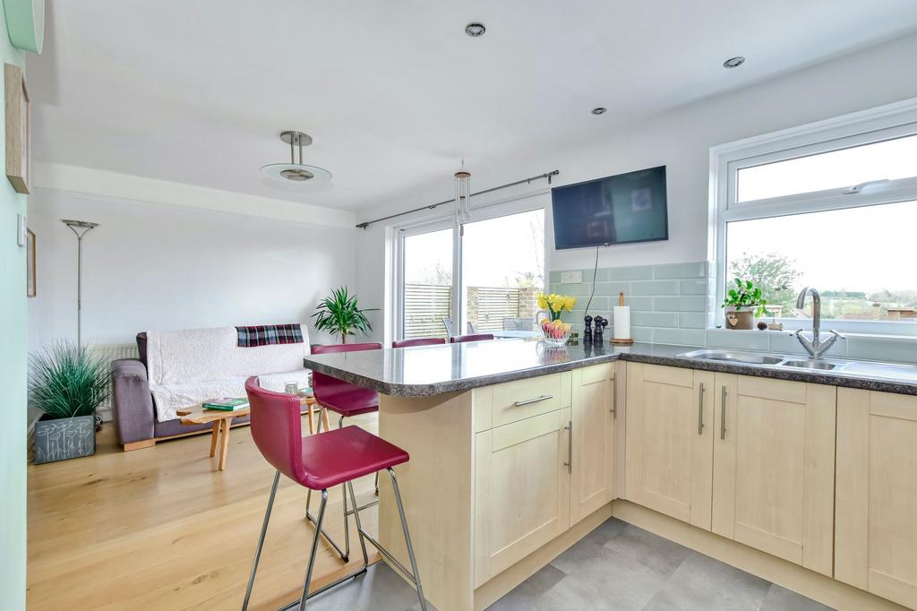 Kitchen breakfast family  room