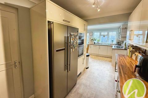 9 Champion Close, Stanford-le-hope, SS17 7BA